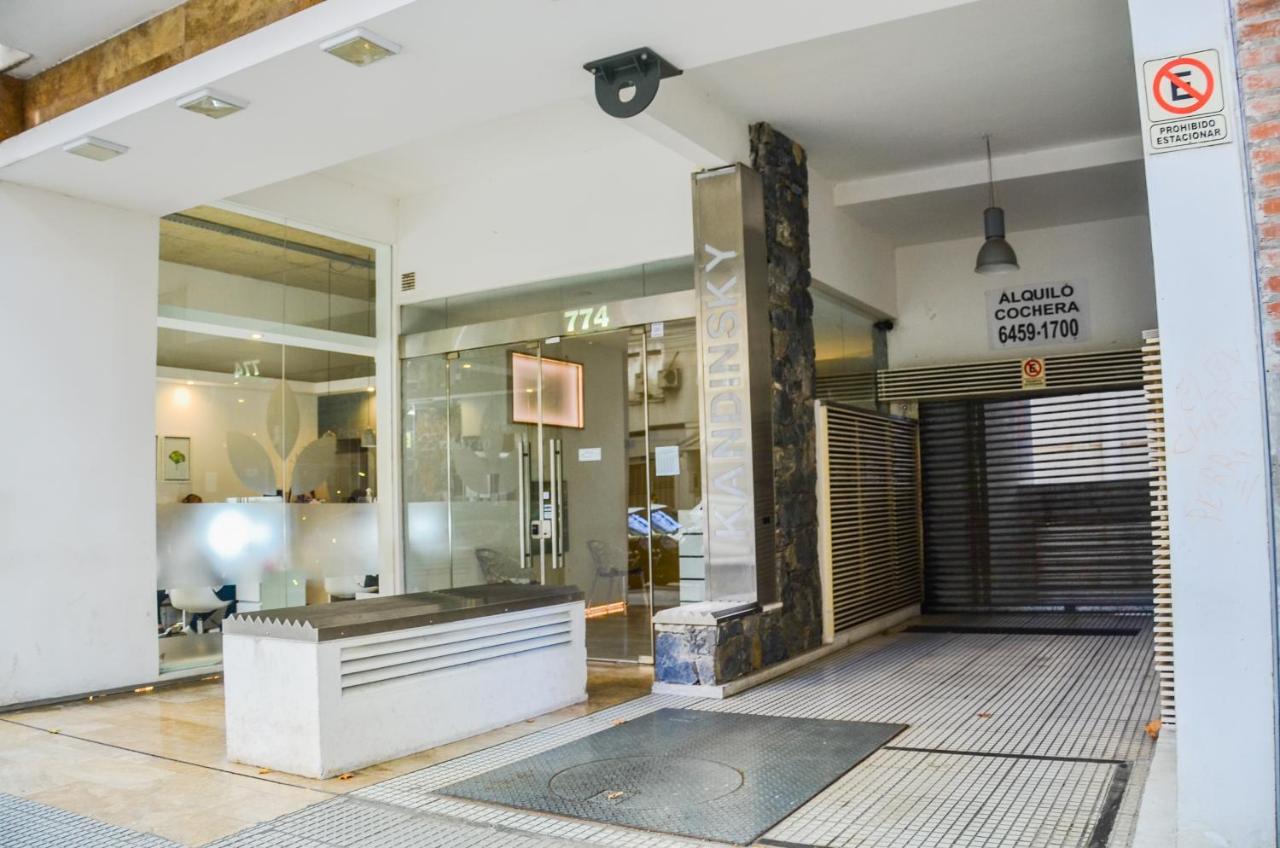 Monoambiente Super Amplio Y Comodo, Ideal Para Explorar La Ciudad Buenos Aires Esterno foto